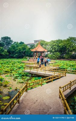 Zhongshan Parkı, Güzel Bir Manzara ve Tarihi Yapılarla Dolu Harika Bir Gezi Noktası!